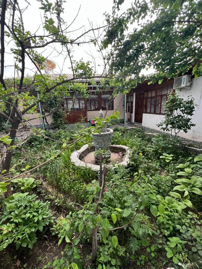 Lovely Home For You Ош Екстер'єр фото