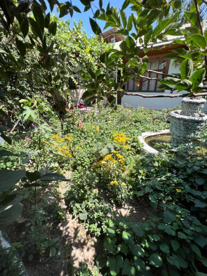 Lovely Home For You Ош Екстер'єр фото